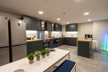 Shared Kitchen 